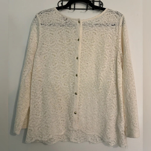 Loft Womens Ivory Lace Blouse‎ Scalloped Bottom Gold Buttons Down Back Medium - Picture 4 of 10